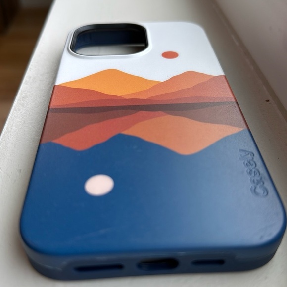 Casely iPhone 15 Pro Max MagSafe Opposites Attract Day & Night Mountain Case - Picture 5 of 5